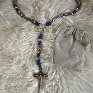 Men/Women Silver and Blue Rosary Necklace